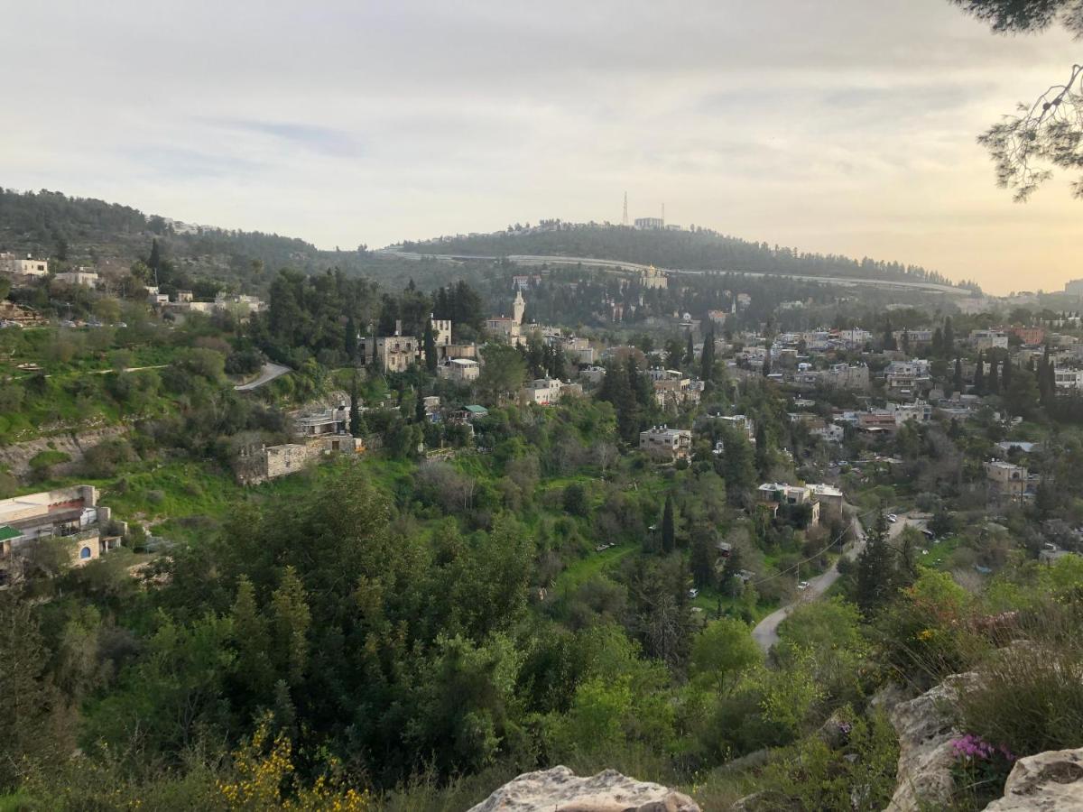 Sweet 'En Kerem View Bed & Breakfast Kudüs Dış mekan fotoğraf