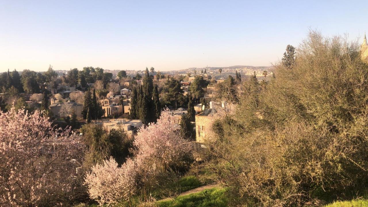Sweet 'En Kerem View Bed & Breakfast Kudüs Dış mekan fotoğraf