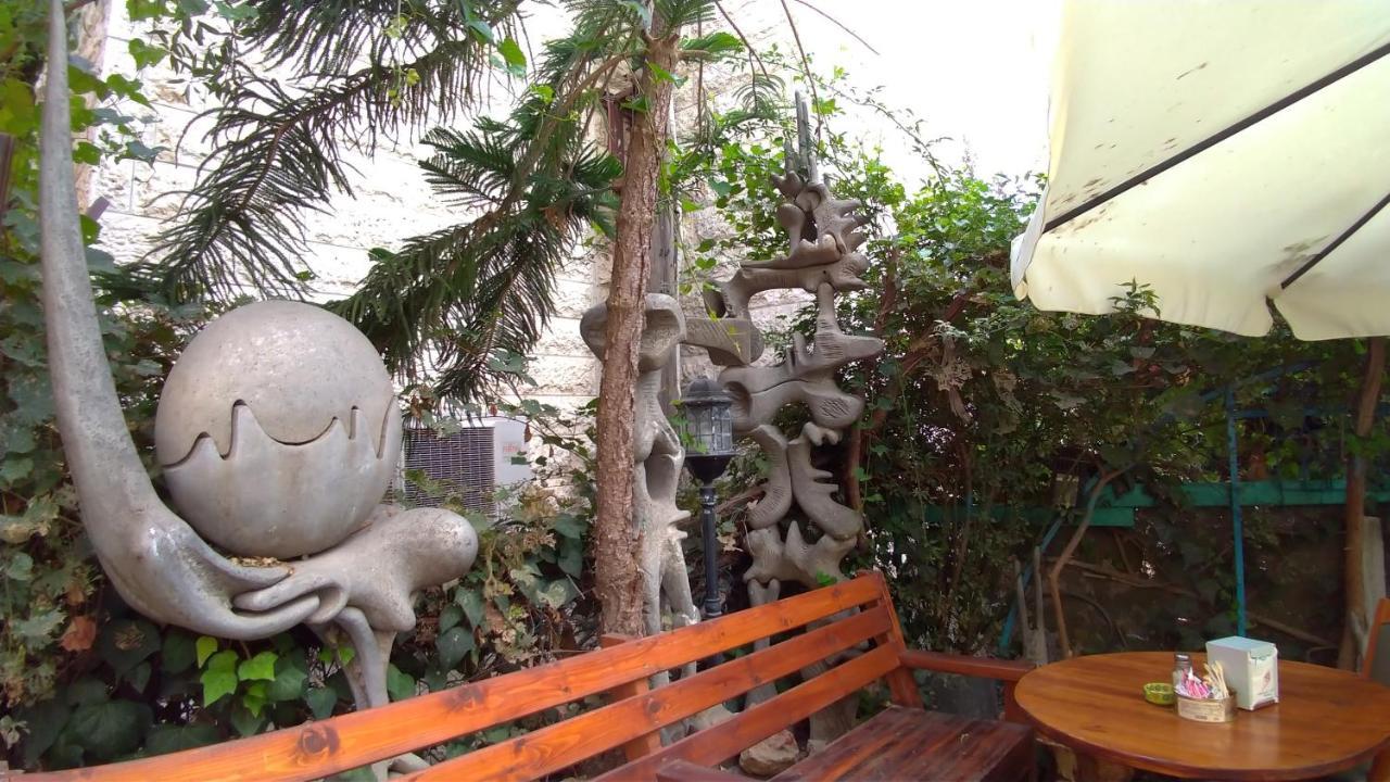 Sweet 'En Kerem View Bed & Breakfast Kudüs Dış mekan fotoğraf